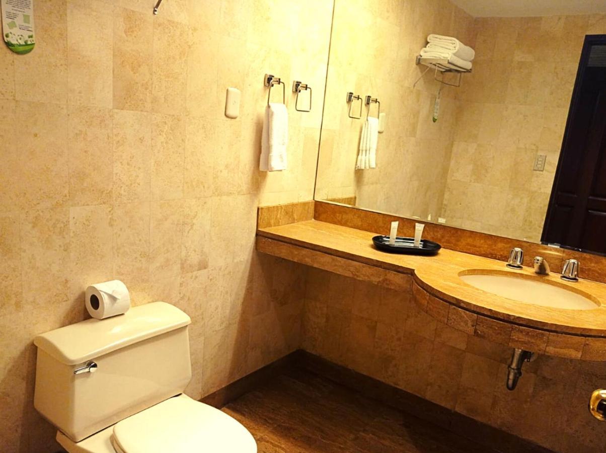 J&A Classic Hotel Lima Extérieur photo Bathroom